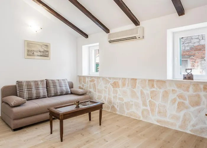 Апартаменты Sugar Suite,self Check In,split Center!! *