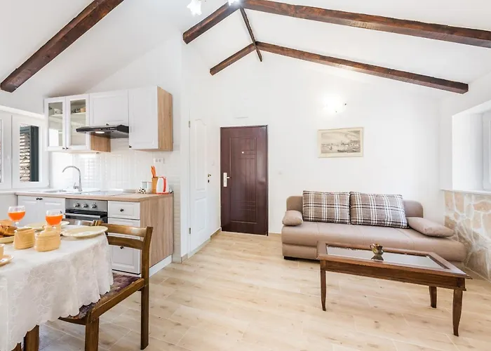 Sugar Suite,self Check In,split Center!! Сплит